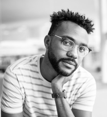 Julian ipsum dolor sit amet, consectetur adipiscing elit. Amet tristique turpis aliquam turpis integer pharetra sed et est.